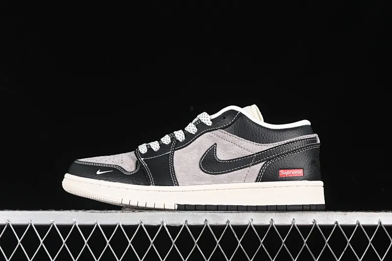 All categories Air Jordan Jordan series basketball shoes Air Jordan 1 Low high-end customized low-top sneakers Air Jordan 1 Low Supreme joint-black and gray pig eight pairs high-end customized low-top retro basketball shoes SJ9950-032